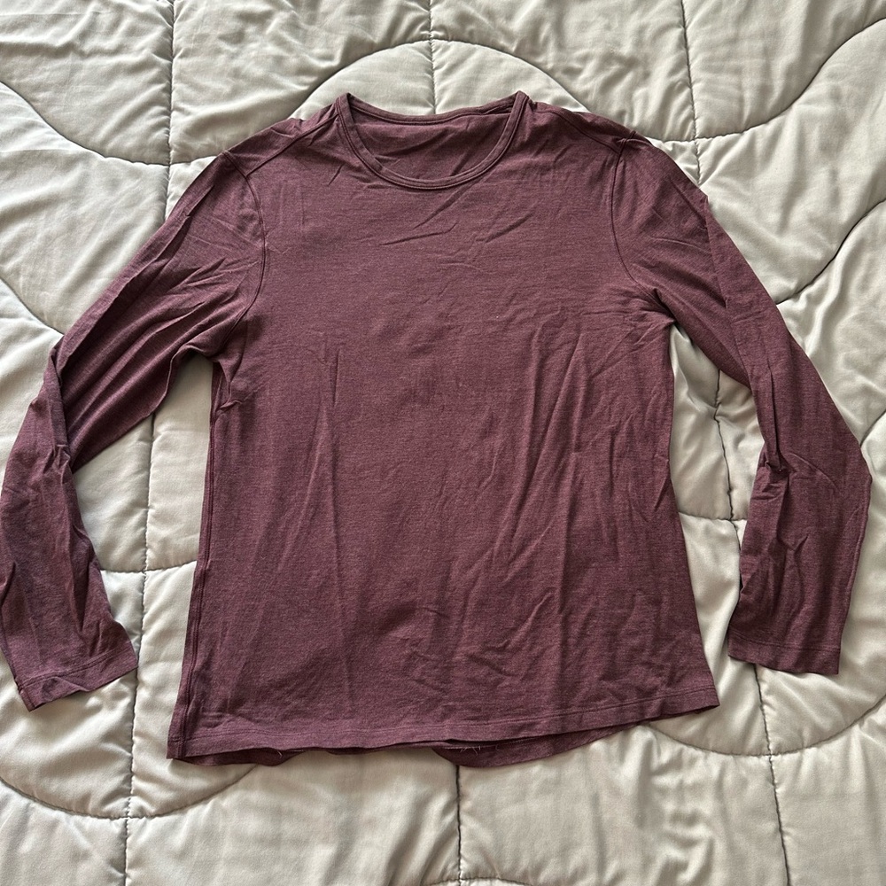 Lululemon Men's Long Sleeve Shirt, Size: MEDIUM